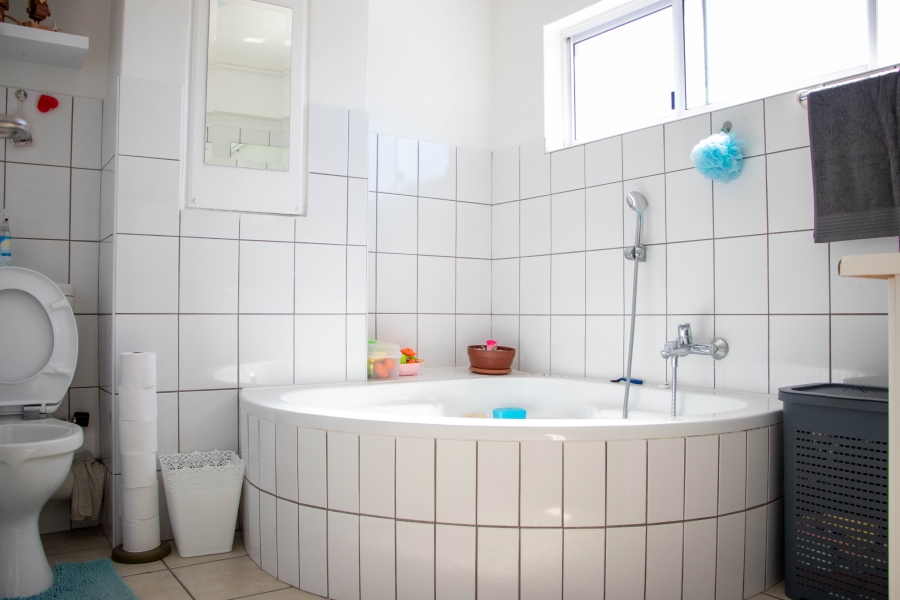 2 Bedroom Property for Sale in Tyger Valley Western Cape